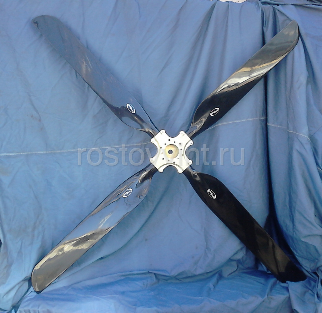 CHetyrëhlopastnoj-vint-na-aerolodku